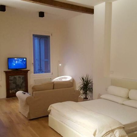 Apartament Casa Tea Bolonia Zewnętrze zdjęcie