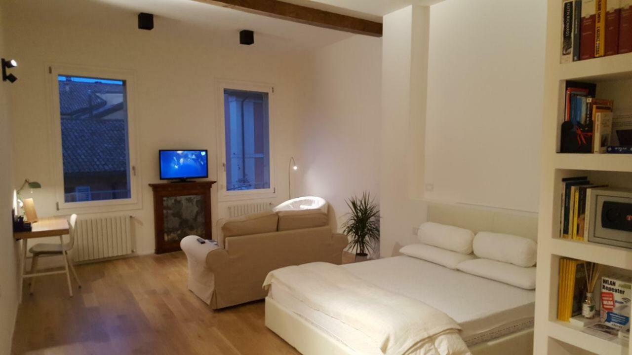 Apartament Casa Tea Bolonia Zewnętrze zdjęcie